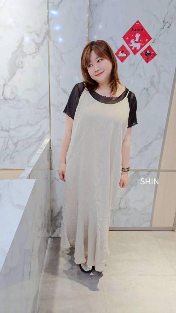 夏季度假坑條細肩下擺折長洋(卡其/灰) 