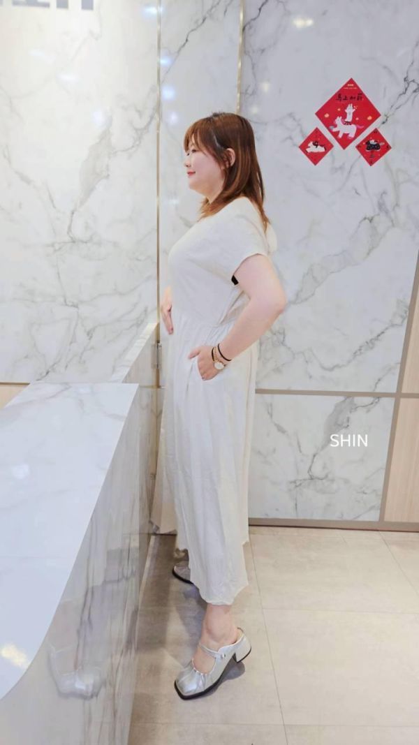 好好看棉麻後抽繩小開洞長洋(米杏/柔綠) 