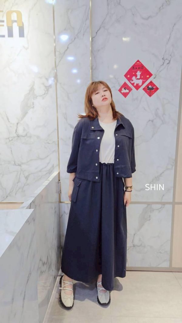 可正式但又不流於普通的工裝長洋套裝(水藍/深藍) 