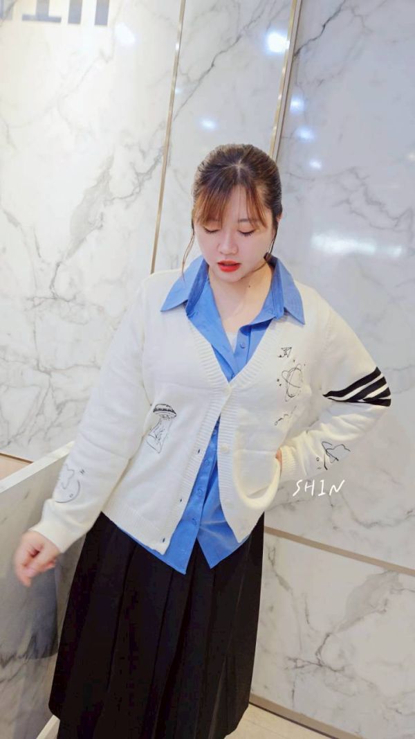 趣味圖案V領薄款針織開衫(白/藍) 