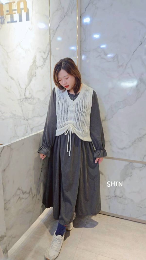 好溫柔的長洋+針織胸抽繩背心 