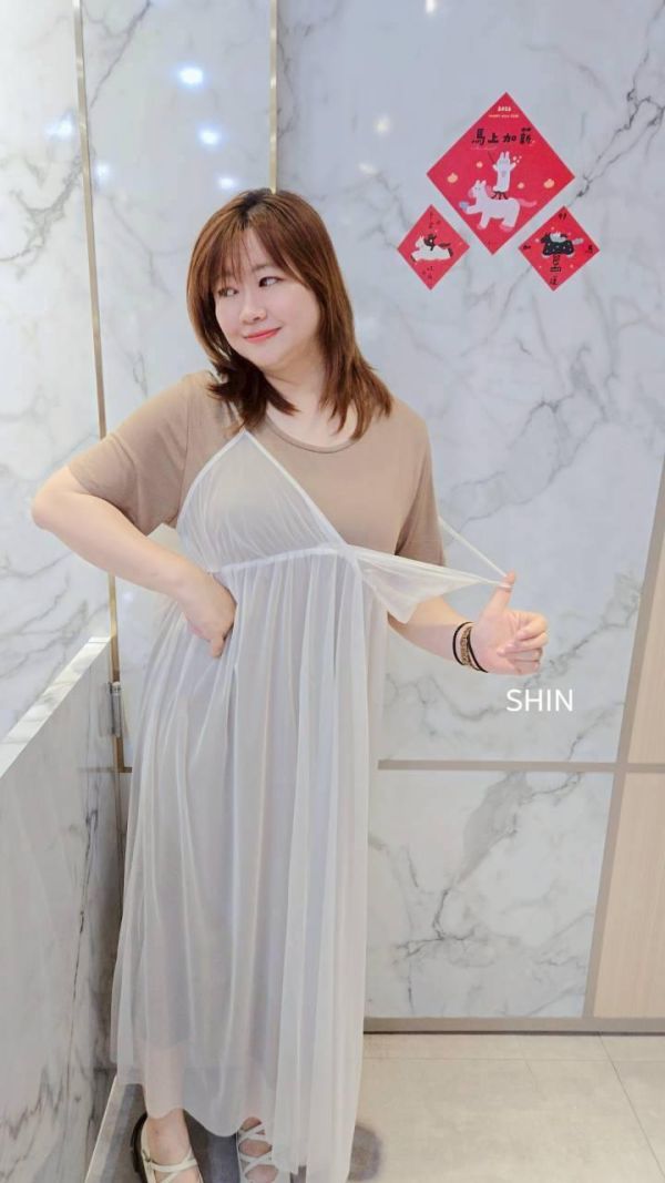 要漂亮要氣質都有的真兩件網紗配素T長洋(咖/黑) 