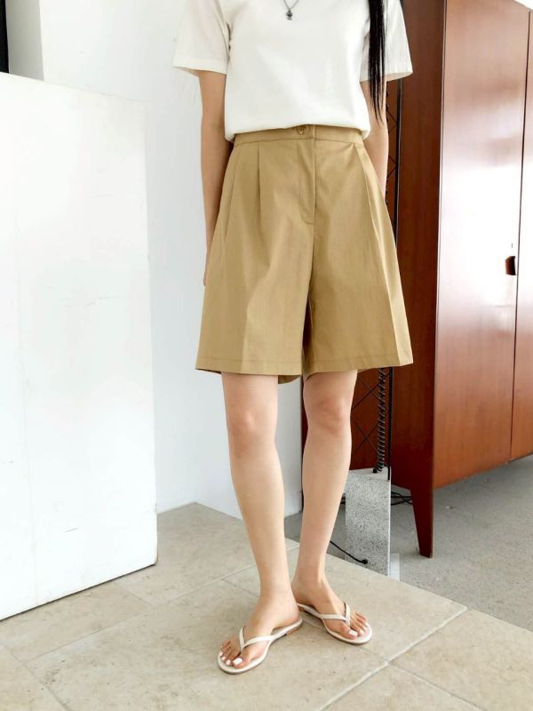正韓四分壓褶褲（卡其） 