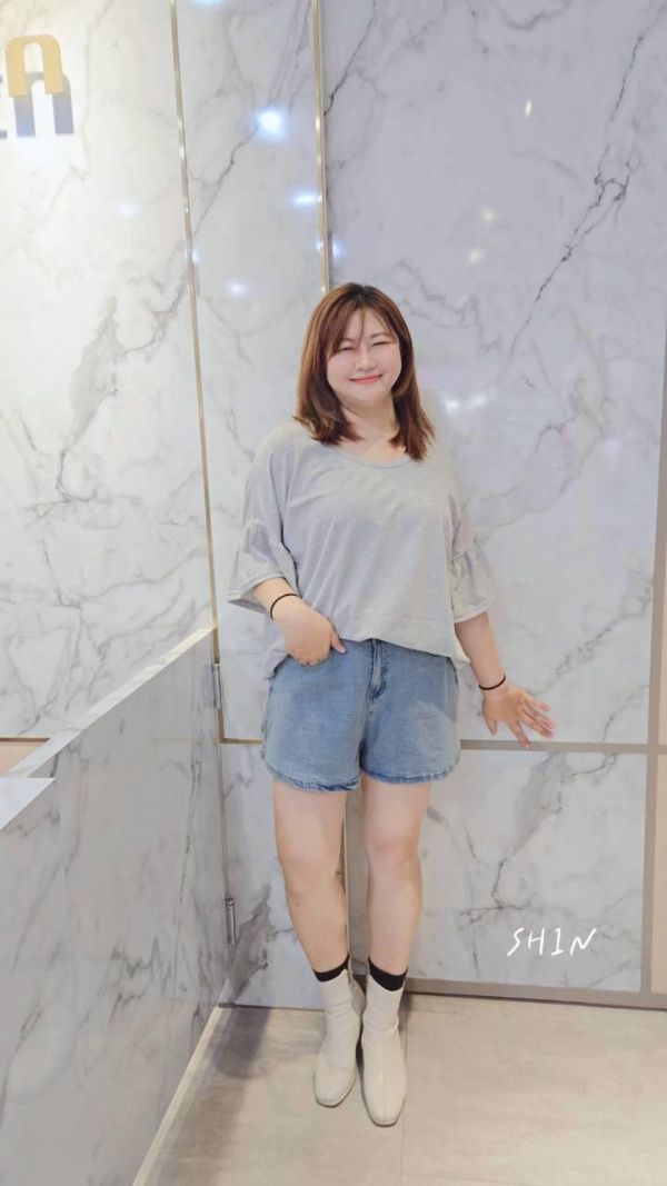 素素圓領後交叉大T(黑/灰/杏) 