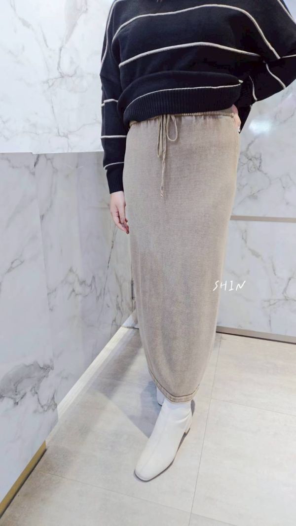 水洗感設計針織長裙 