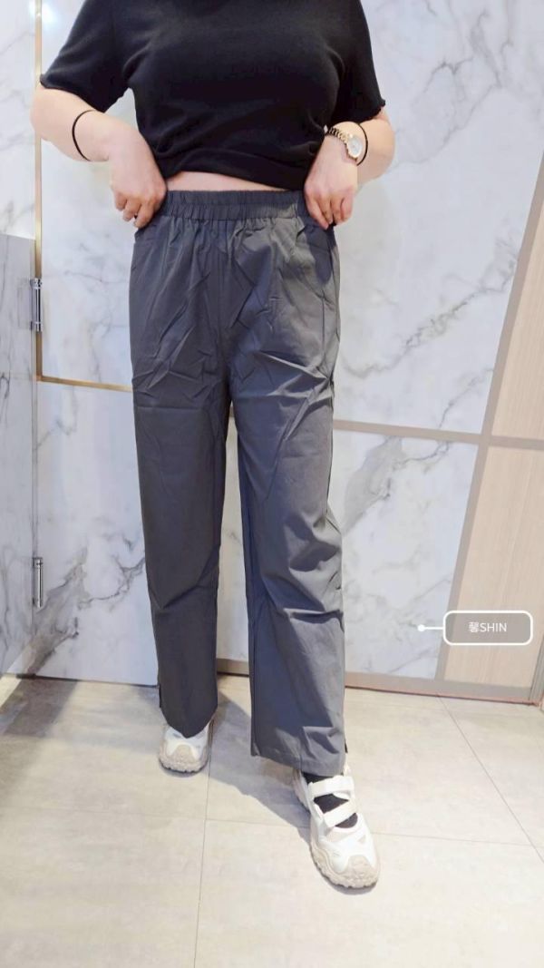 夏天會很愛的寬管涼感褲(黑/墨灰) 