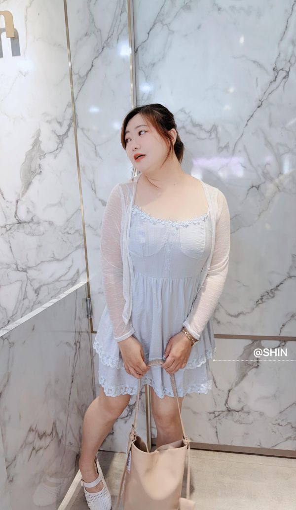 溫柔系的甜美女孩蛋糕洋罩衫套裝 