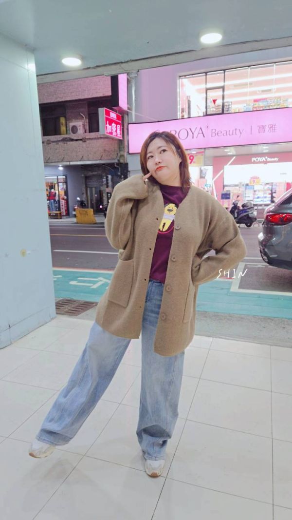 綿羊絨大口袋排釦罩衫(杏/綠/黑) 