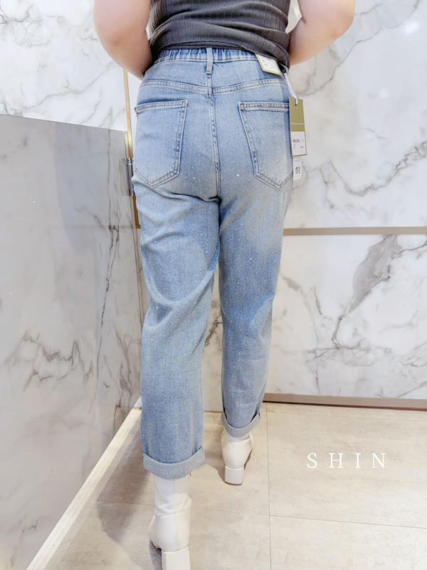 流行尖端滿鑽老爹褲 