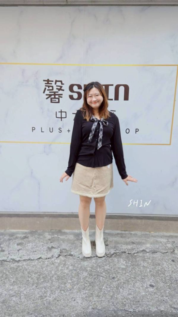 好好穿絨布直紋短裙(黑/杏/卡其) 