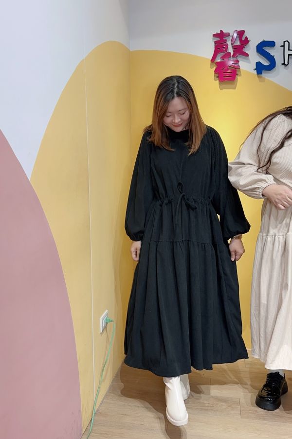 KOREA直紋質感絨布洋裝(黑/杏) 