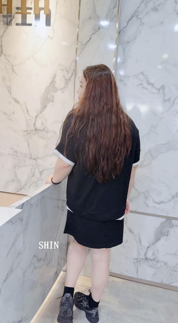 還是想要套裝U領假兩件褲裙套裝 