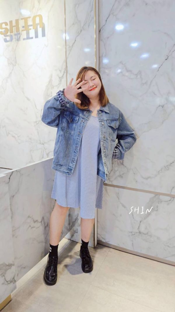 復古藍色反摺格袖牛仔外套 