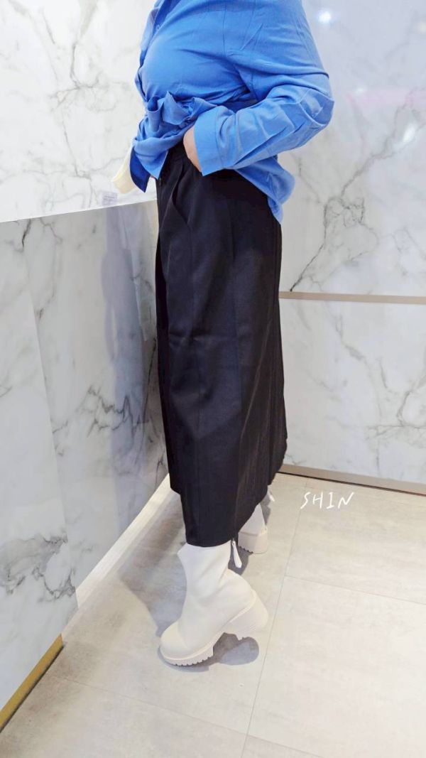 學院風百褶半身裙(黑/灰) 