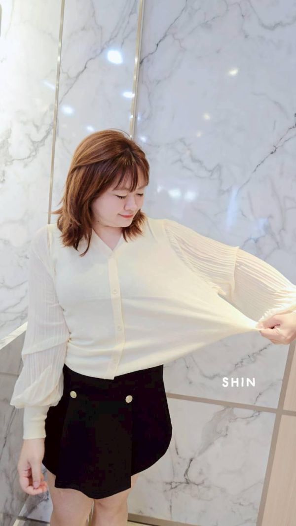 V領針織拼雪紡袖上衣(黑/卡/紅/杏) 