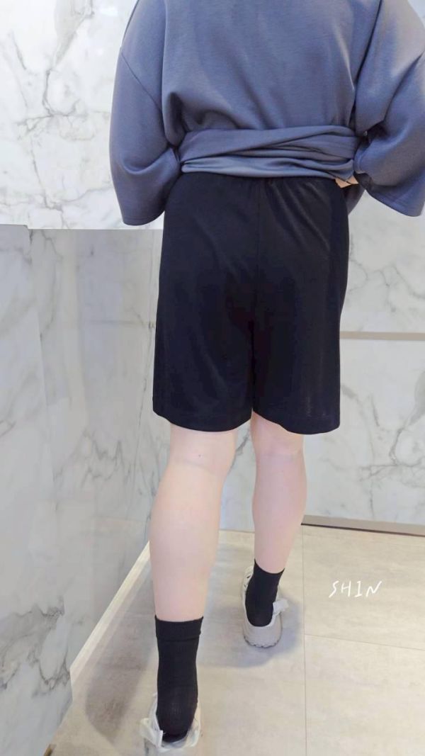 閃亮邊休閒四分褲 