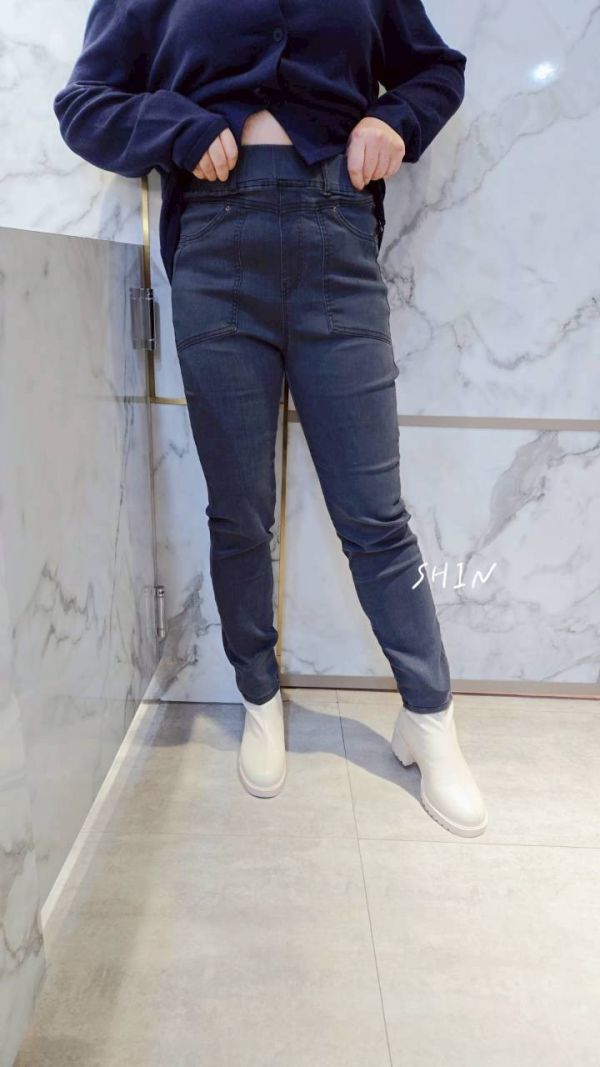 煙灰寬褲頭大口袋彈性褲 