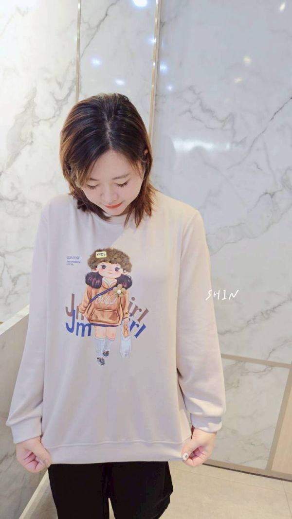 毛帽女孩太空棉T 