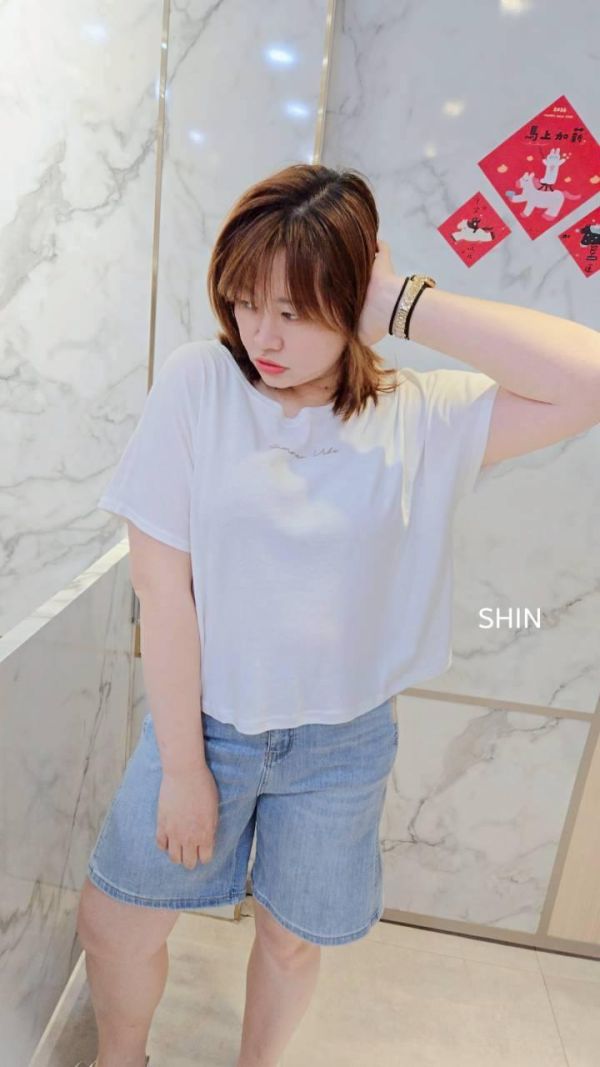 每年必賣小英文字T(黑/奶茶/白/粉/綠) 