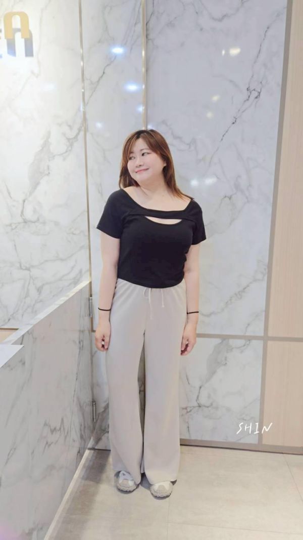 胸簍空辣妹上衣(白/可可/黑) 