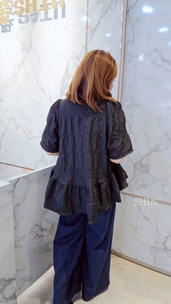 正韓KOREA泡泡上衣(白/黑) 