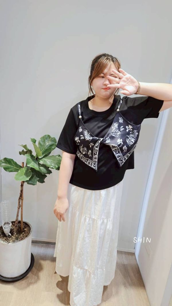 印花拼接假兩件T恤(黑/白) 