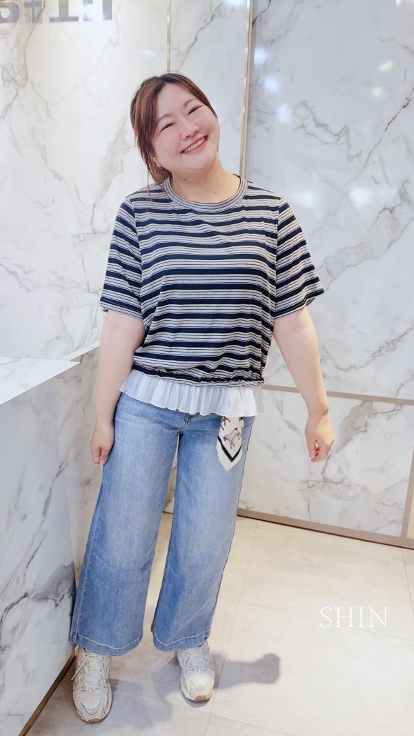 下擺拼接網紗條紋上衣(黑/藍) 