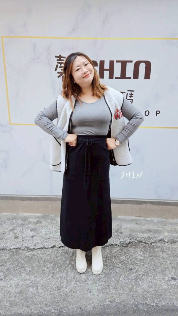 莫代爾內搭T(黑/白/灰) 