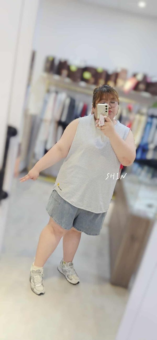 條紋笑臉背心 