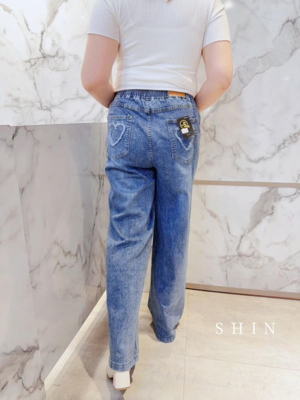 韓版立體愛心鬆緊牛仔寬褲 