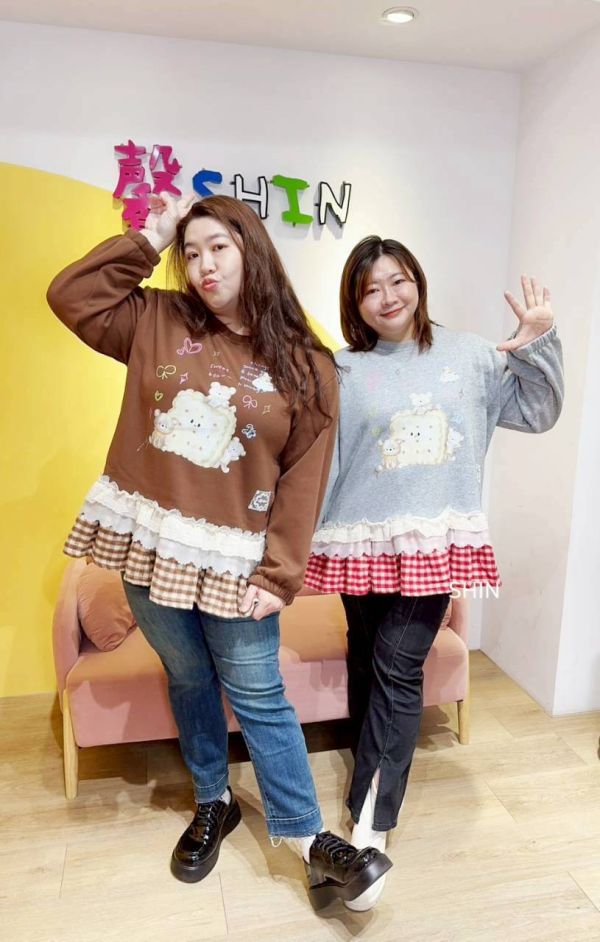 韓版小熊內磨毛蕾絲拼接T(咖/灰) 