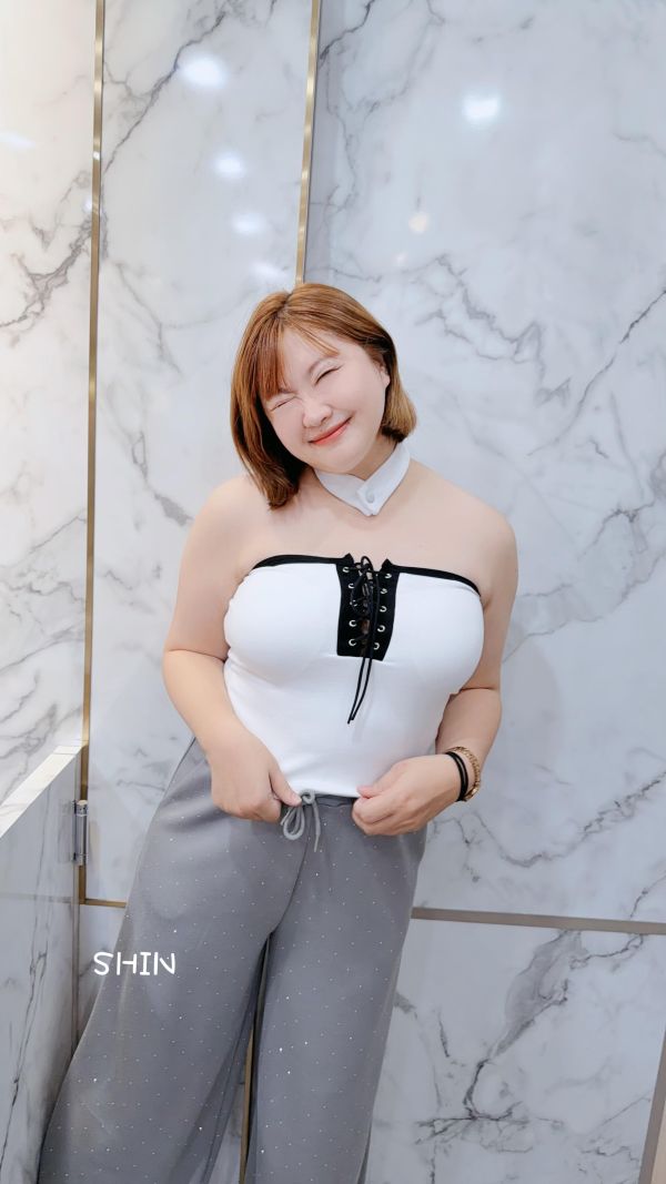 爆乳平口綁帶罩杯小可愛(黑/灰/白) 