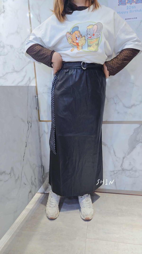 配點點皮帶長皮裙 