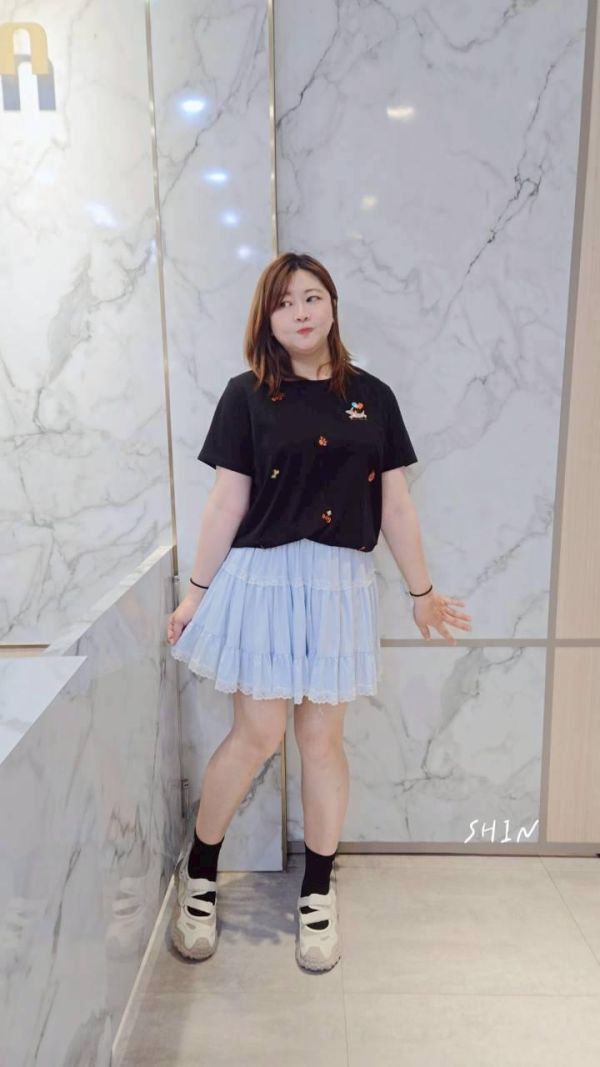 小圖狗狗萊卡上衣(黑/紫) 