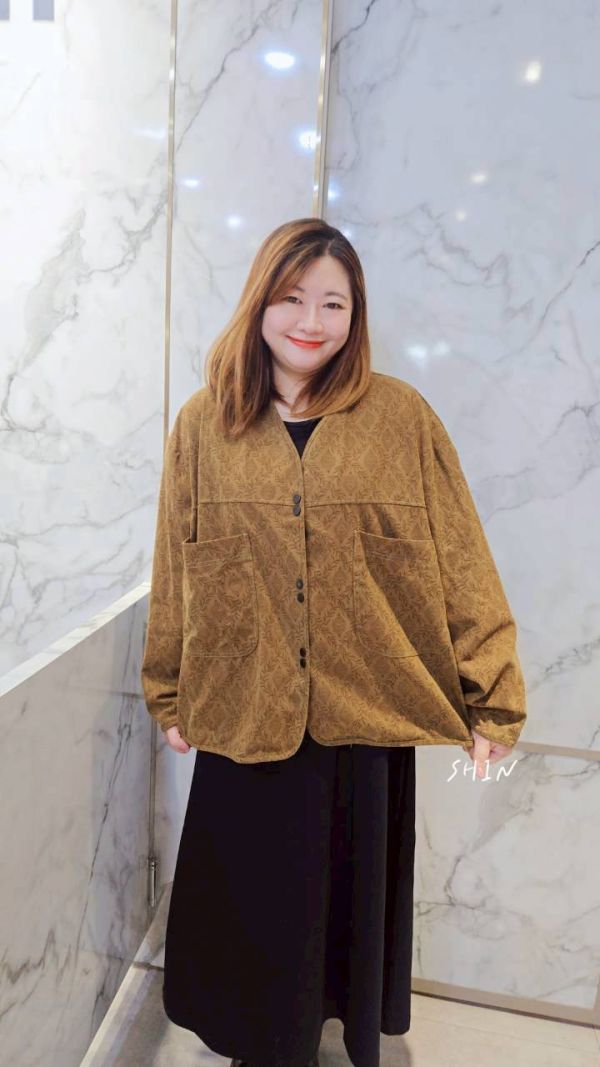 復古滿版帥性慵懶外套 