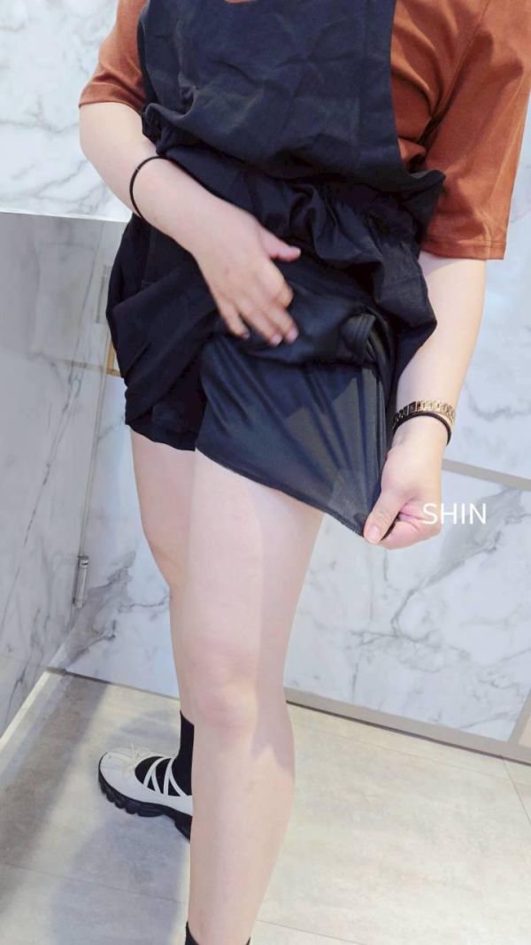空氣棉四口袋A字短褲裙 