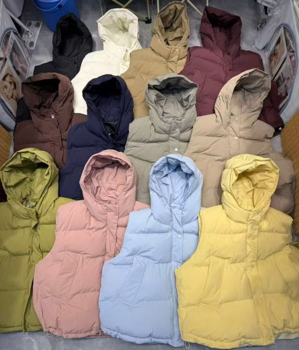 彩色糖果的連帽鋪棉背心(黑/粉/黃/酒紅/杏/卡其/淡藍) 