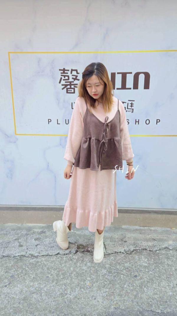 那麼可愛的寬鬆過膝針織洋裝(粉/黑) 