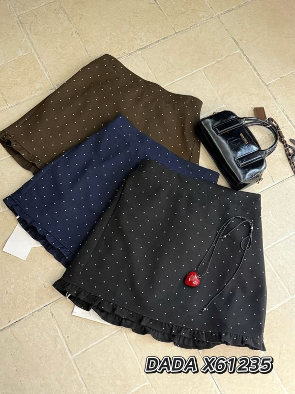 點點荷葉短褲裙(藍/黑/咖) 