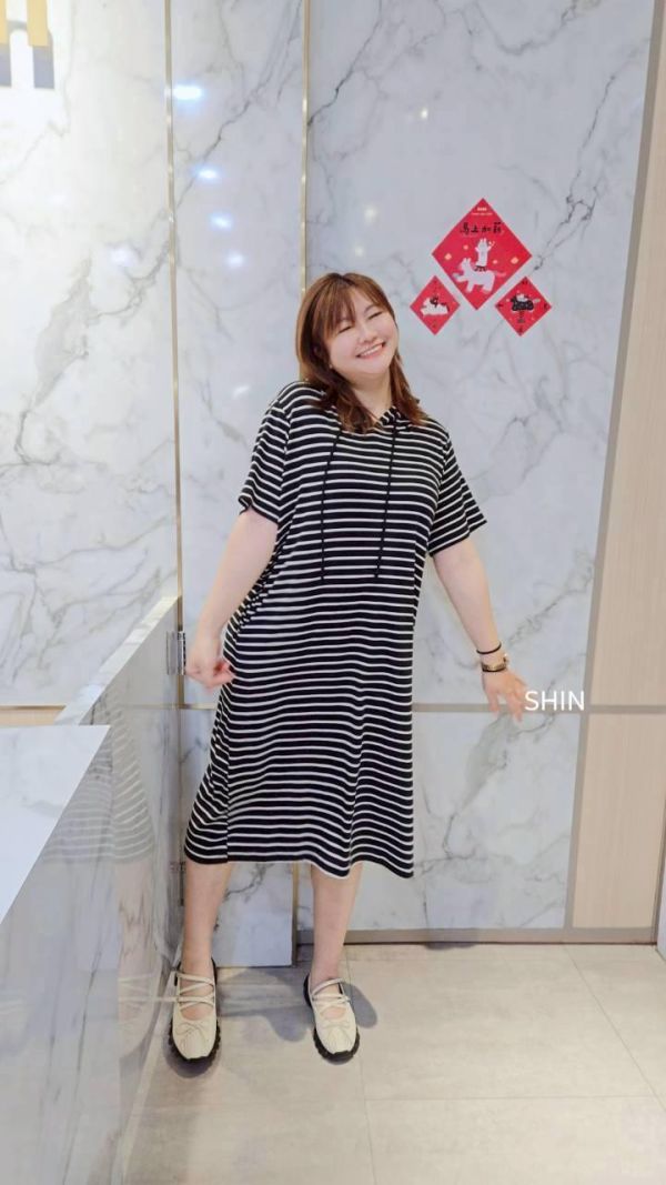 舒服的連帽條紋長版 