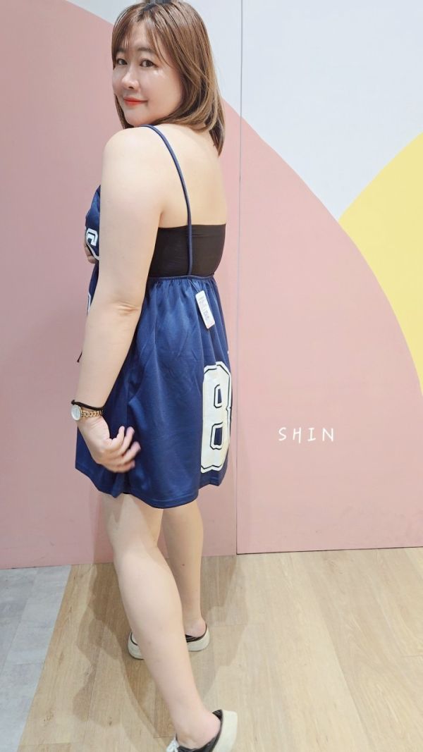 大碼性感辣妹風深V領連衣裙 