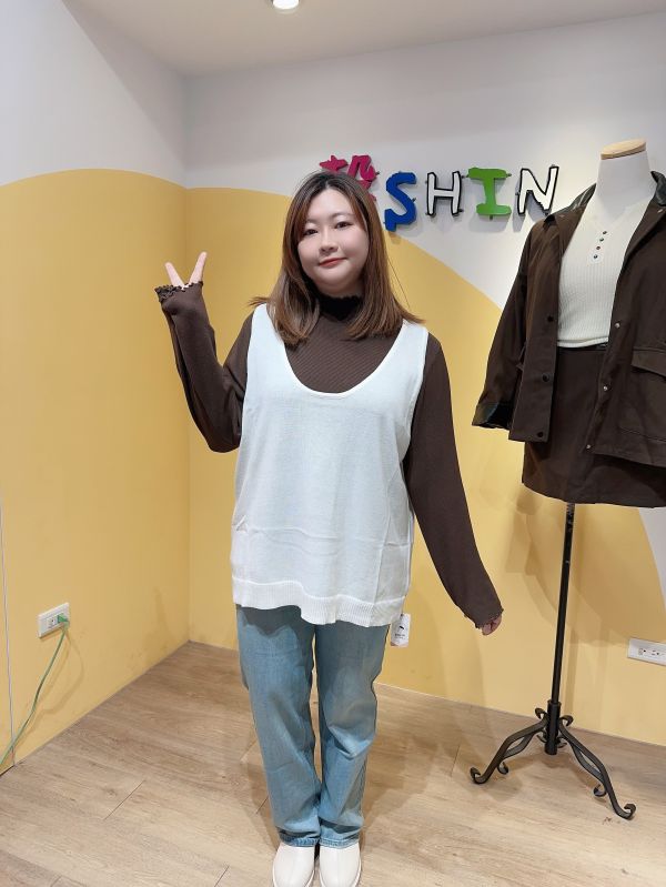 木耳邊針織內搭衣(咖/黑/灰/杏) 