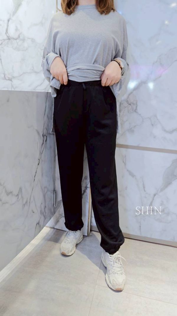 空氣棉束腳休閒褲(黑/灰) 