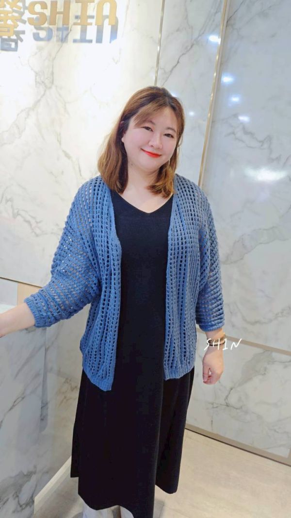 大洞洞針織慵懶罩衫(黑/紫/藍/杏/卡) 