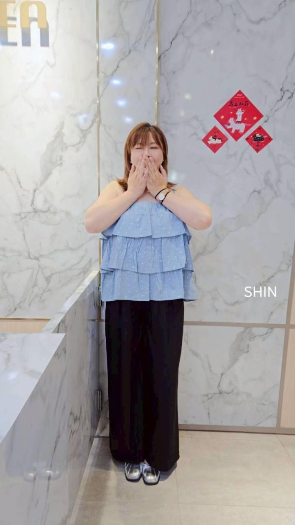 夏天美一波滿版小花牛仔背心(深/淺) 