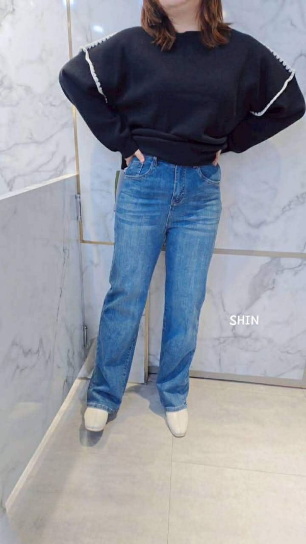 後口袋深淺闊腿褲 