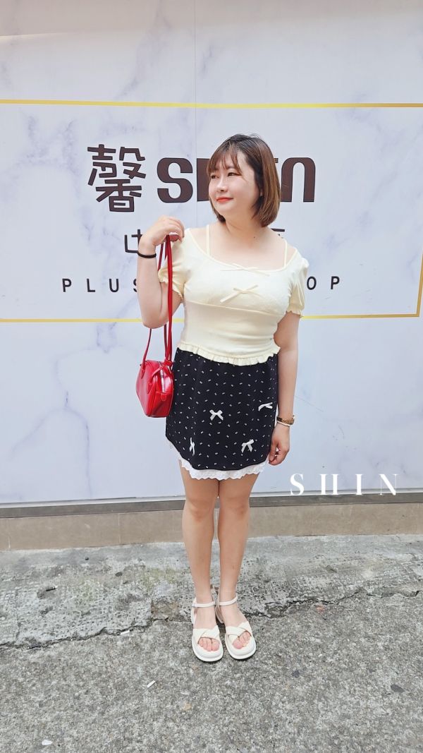 蝴蝶小花短裙 