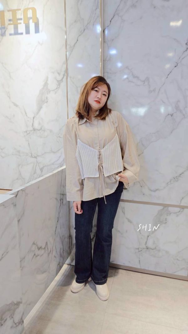 彈力九分喇叭褲 