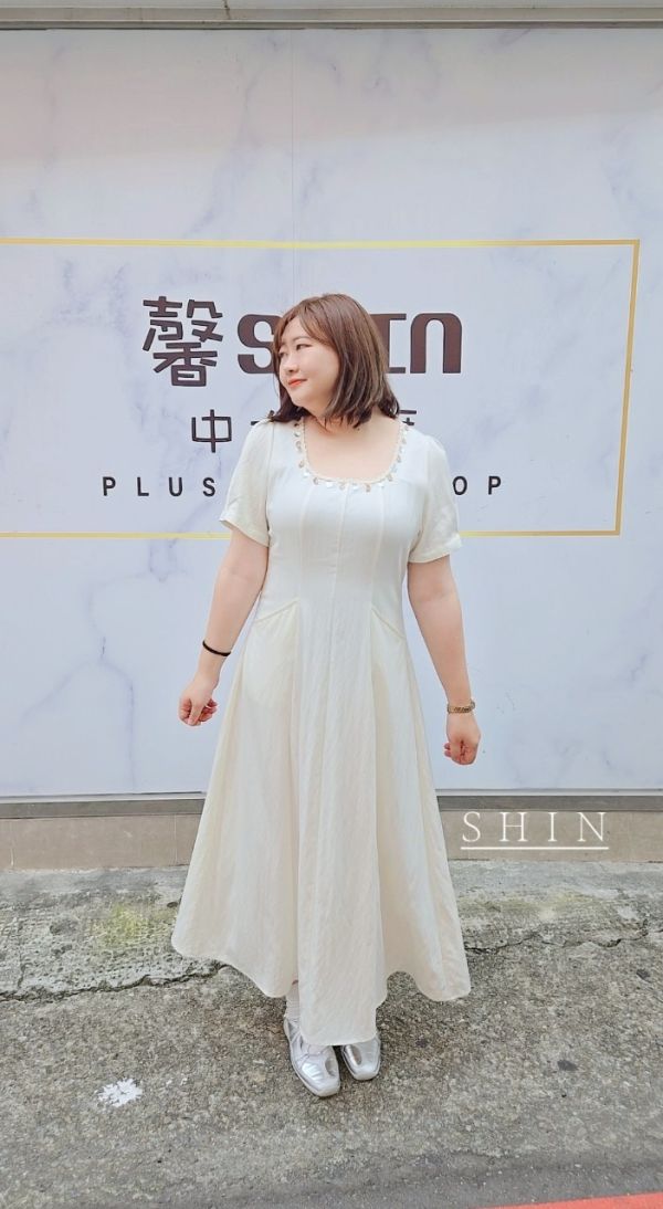 氣質法式貝殼U領連衣裙(黑/白) 