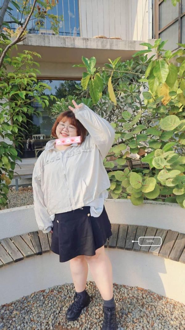 日系女孩兒荷葉設計夾克(杏灰/白/黑) 